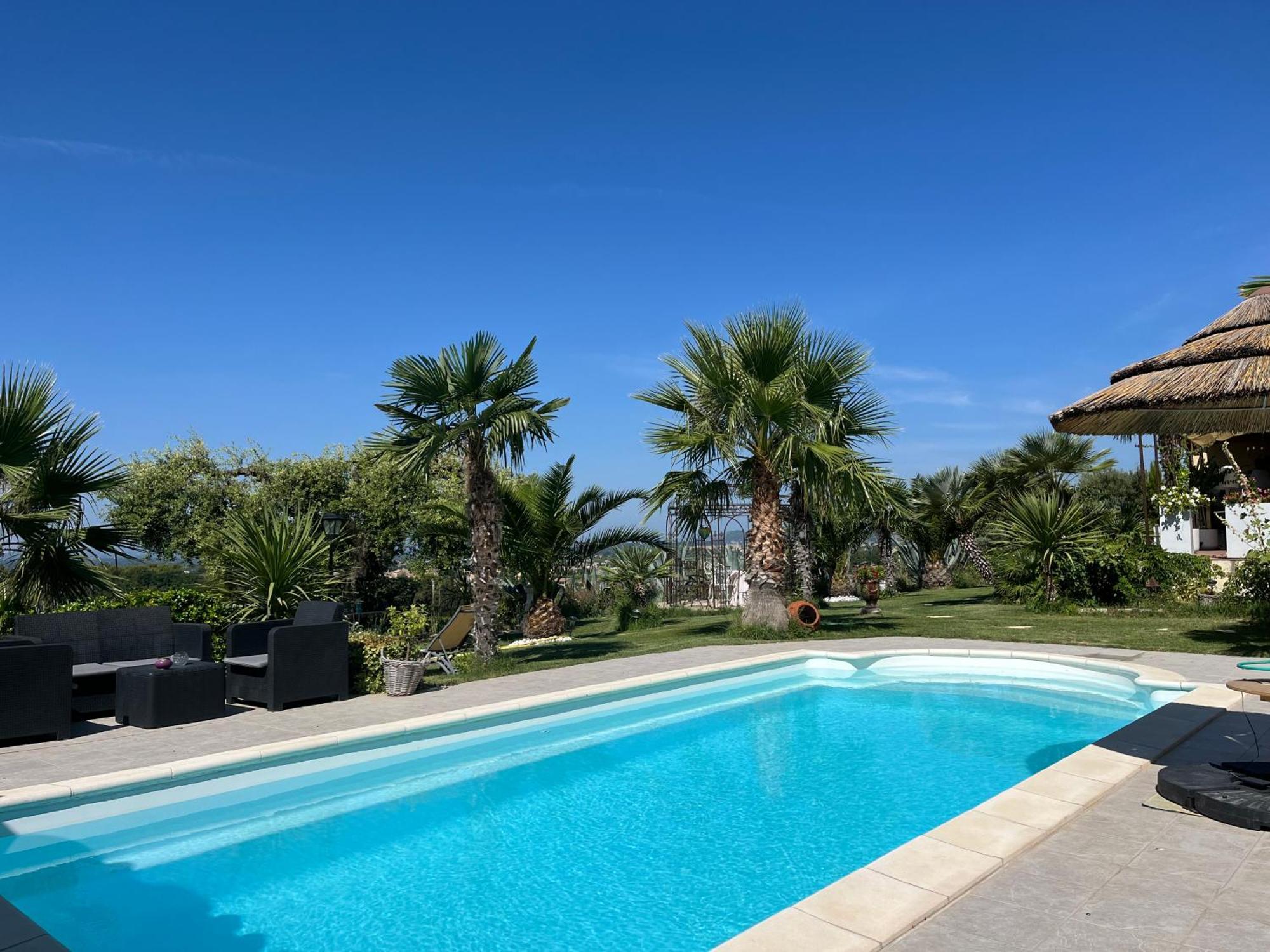 La Thomalie Bed & Breakfast Crillon-le-Brave Eksteriør bilde